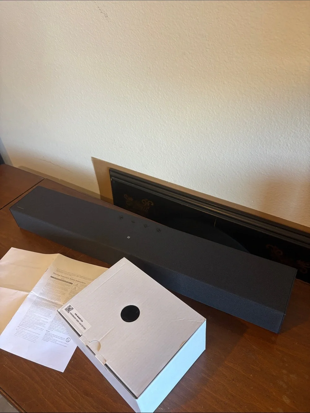 Samsung B-Series B40OF Soundbar Dolby Audio HDMI with remote